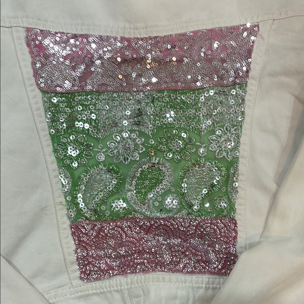 Stylish White Patchwork Jacket - image 5